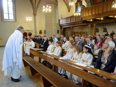 1. Heilige Kommunion in St. Crescentius (Foto: Karl-Franz Thiede)